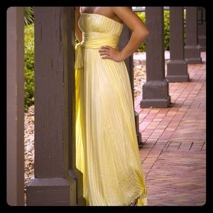 BCBG Yellow Greek Goddess Special Occasion Dress!